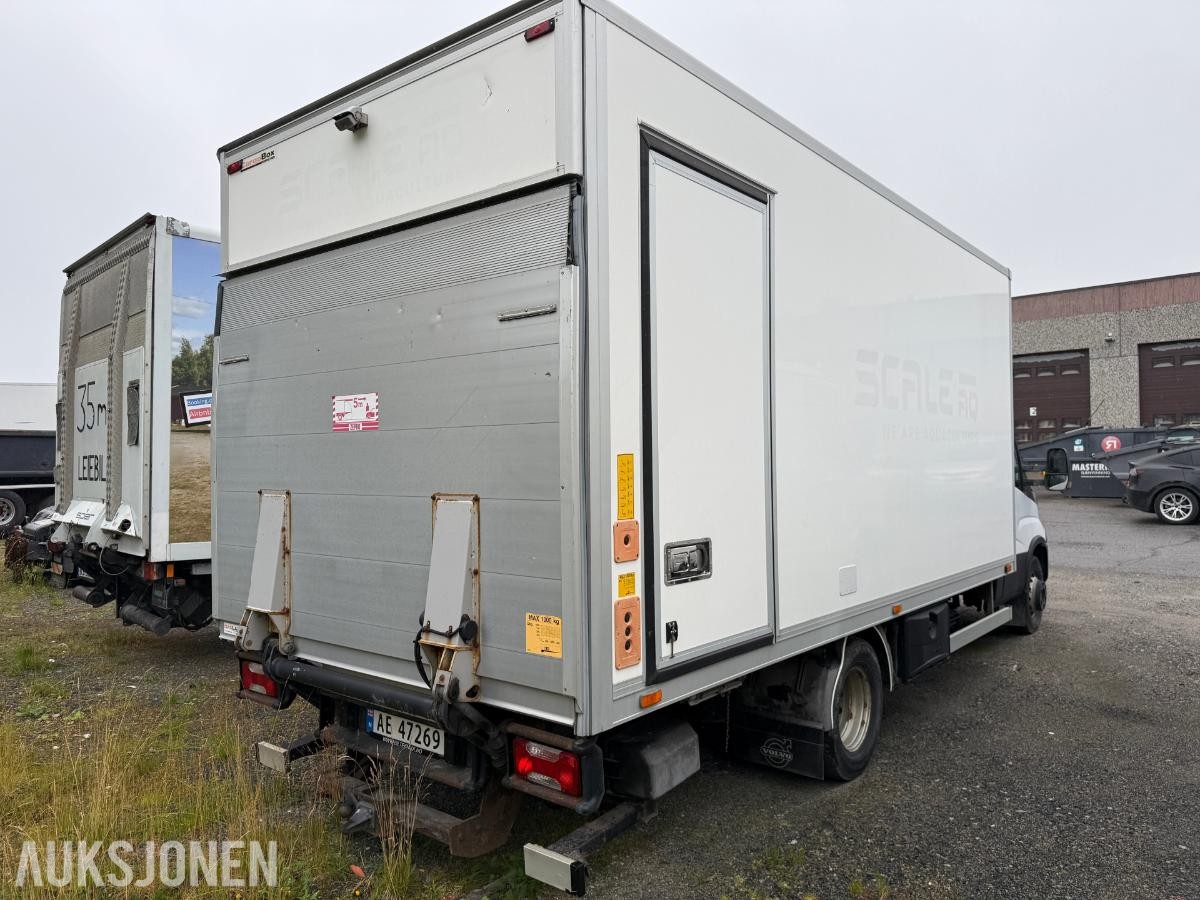 2016 Iveco Daily skapbil automat 7,2T Zepro lift Webasto